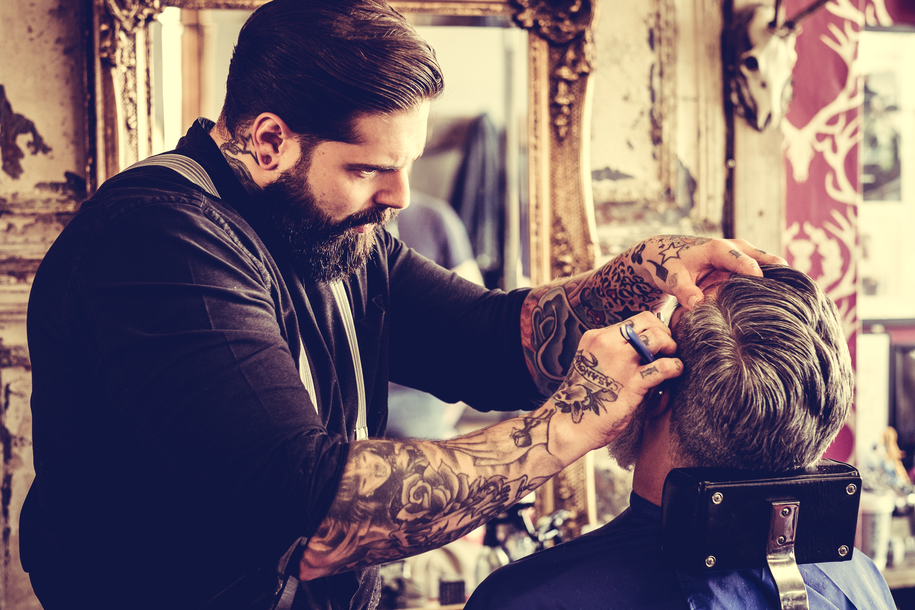 Men's hair style at the barbers
