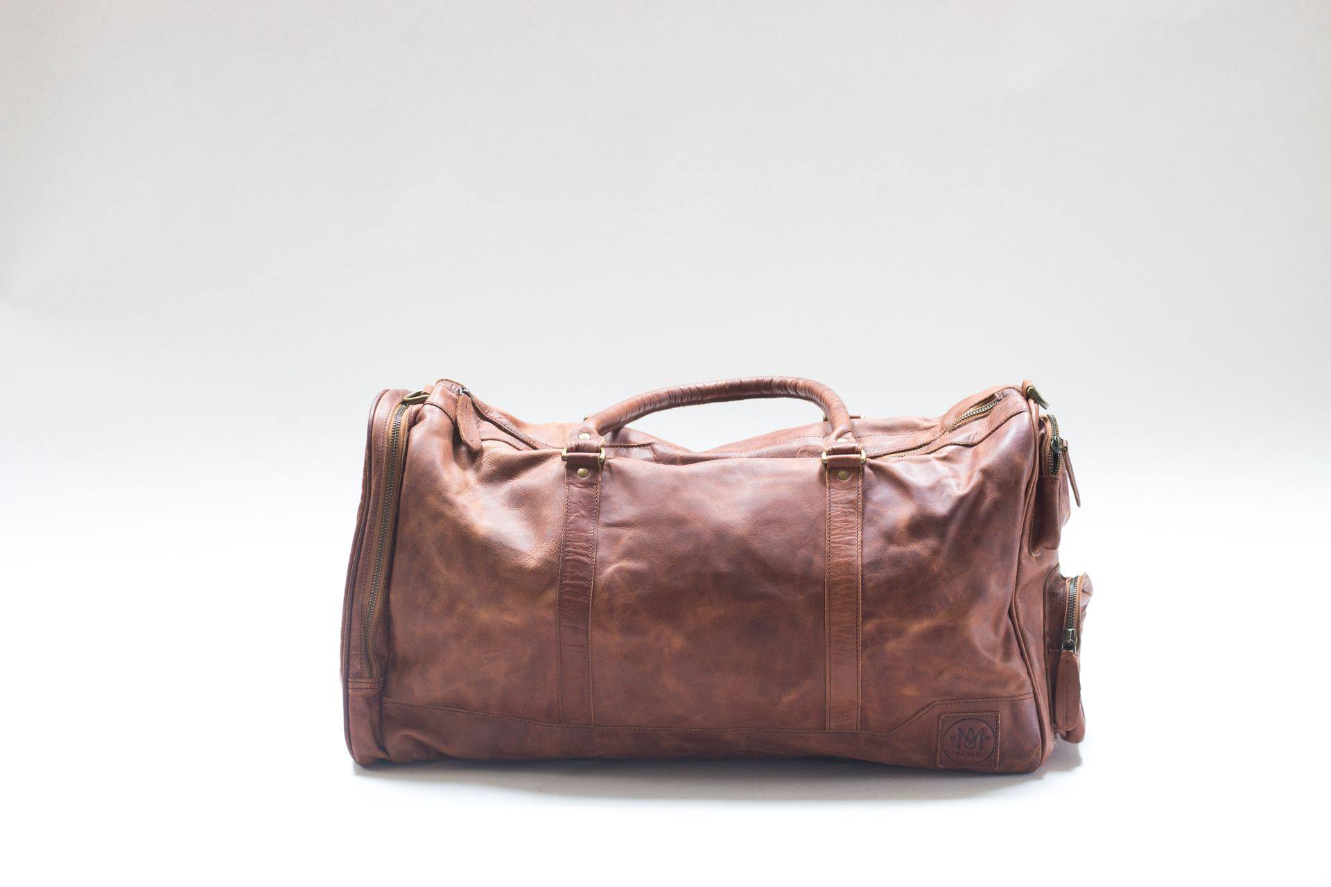Leather bag for travel
