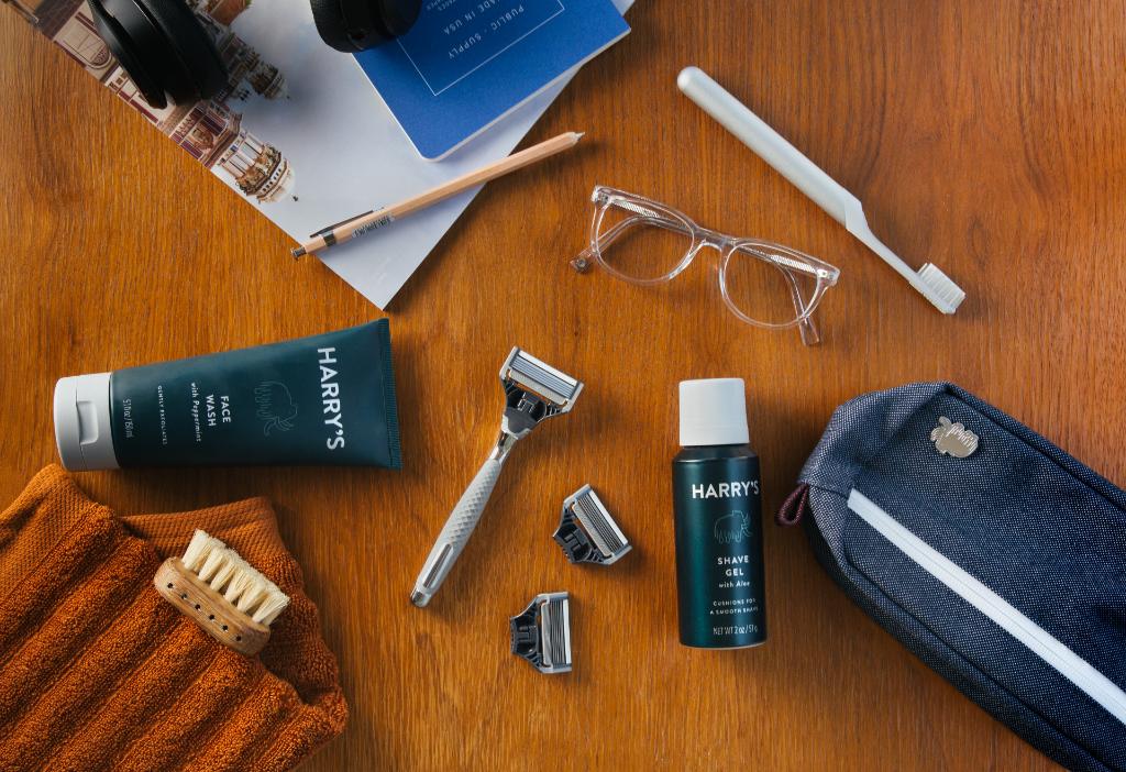 Shaving, Razor, Glasses, Wash Bag, Grooming regime, Shave